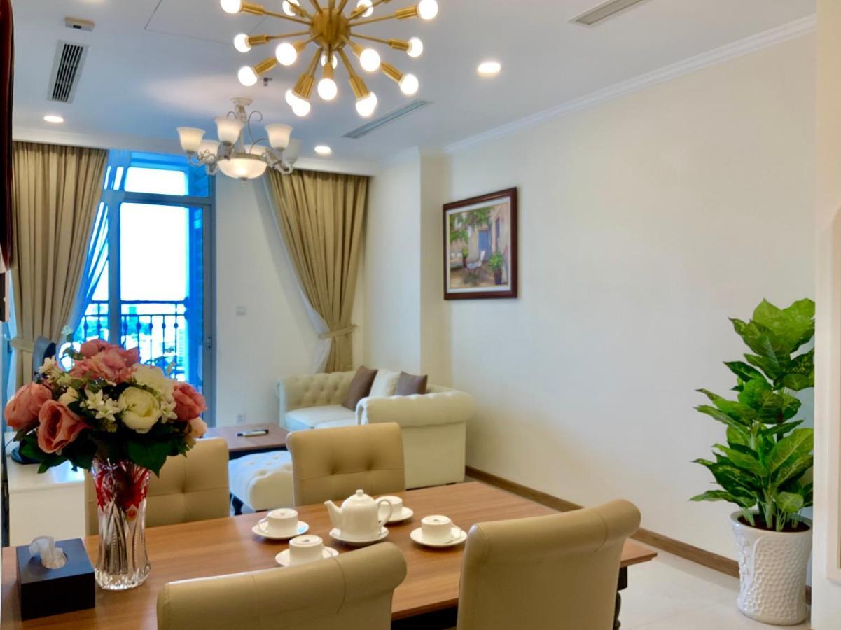 Luxhomes Saigon - Vinhomes Central Park ホーチミン市 エクステリア 写真