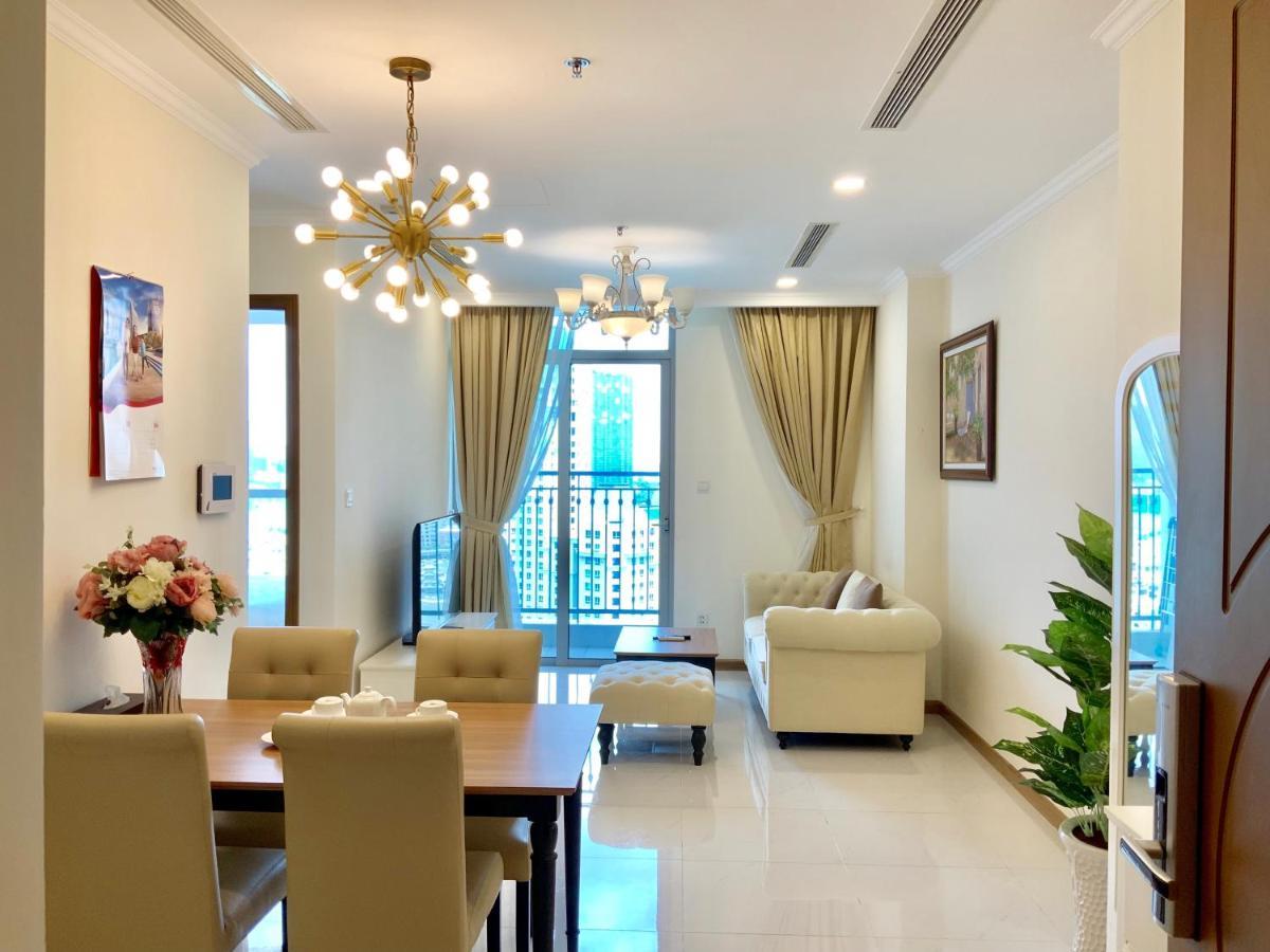 Luxhomes Saigon - Vinhomes Central Park ホーチミン市 エクステリア 写真