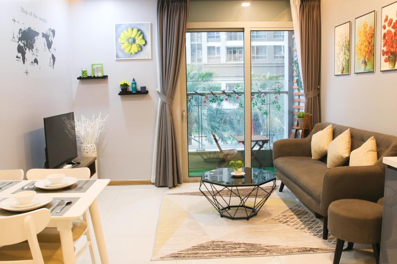 Luxhomes Saigon - Vinhomes Central Park ホーチミン市 エクステリア 写真