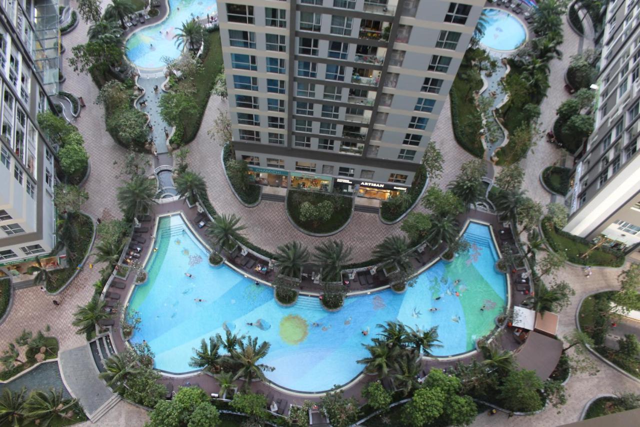Luxhomes Saigon - Vinhomes Central Park ホーチミン市 エクステリア 写真