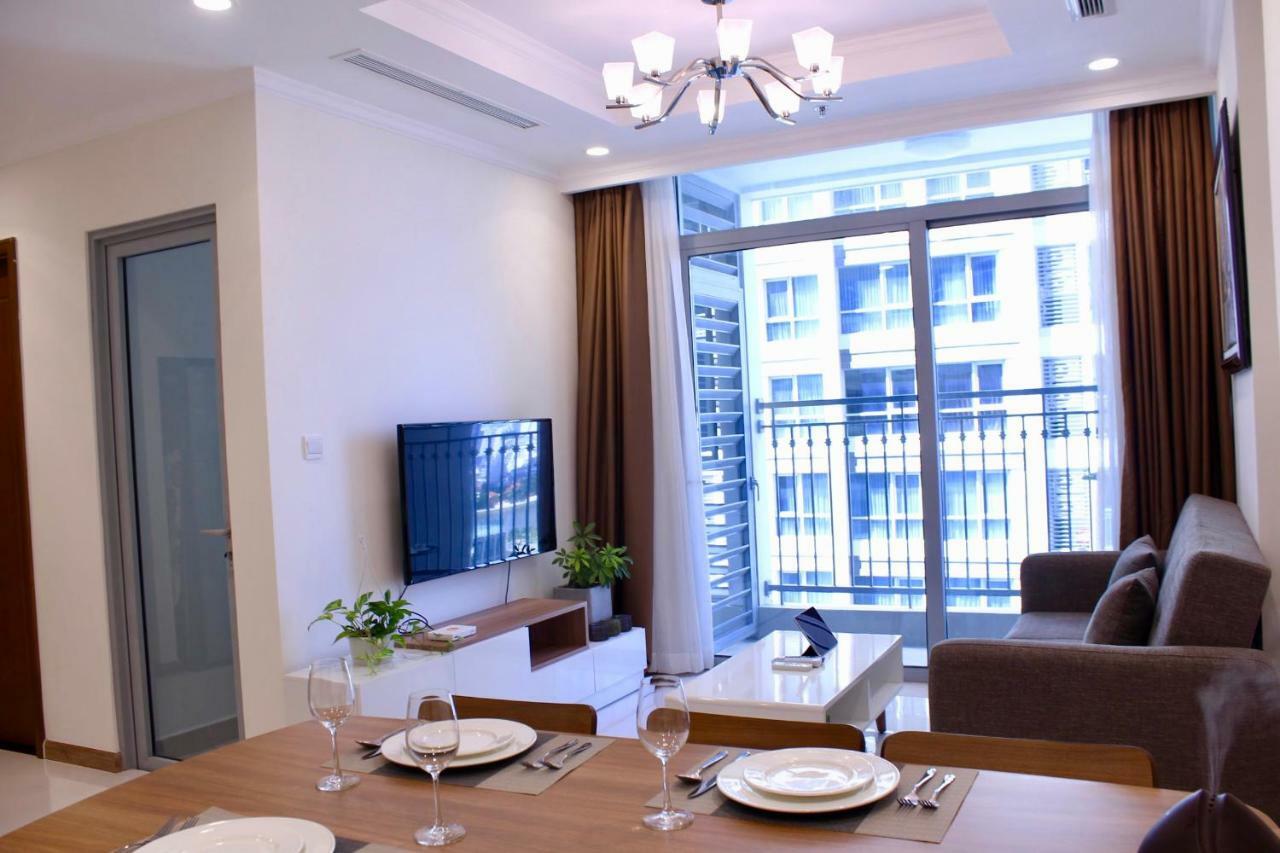 Luxhomes Saigon - Vinhomes Central Park ホーチミン市 エクステリア 写真