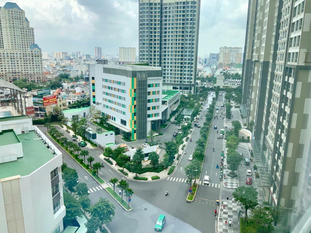 Luxhomes Saigon - Vinhomes Central Park ホーチミン市 エクステリア 写真