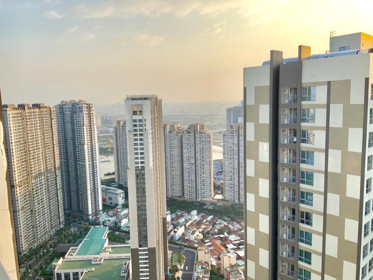 Luxhomes Saigon - Vinhomes Central Park ホーチミン市 エクステリア 写真